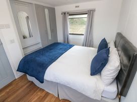 Stable Lodge - South Wales - 1134231 - thumbnail photo 12