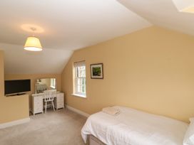Wolds Way - North Yorkshire (incl. Whitby) - 1134321 - thumbnail photo 12