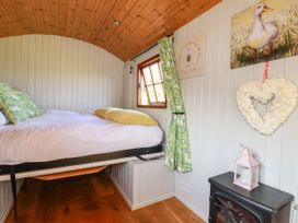 Puddle Duck Shepherds Hut - Cornwall - 1134710 - thumbnail photo 10