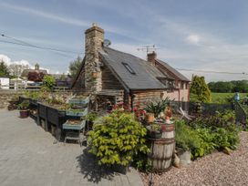 Hoarders Cottage - Mid Wales - 1134992 - thumbnail photo 27