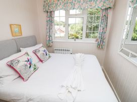 1 Westwood Close - Isle of Wight & Hampshire - 1135018 - thumbnail photo 21