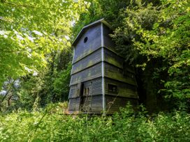 Humble Bee - Devon - 1135357 - thumbnail photo 3