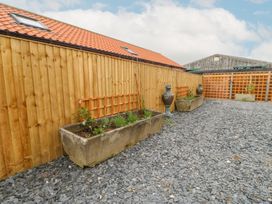 Cow Corner - North Yorkshire (incl. Whitby) - 1135440 - thumbnail photo 34