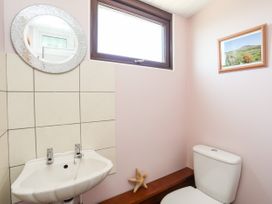 Glamping Pod - Yr Eifl - North Wales - 1135492 - thumbnail photo 18