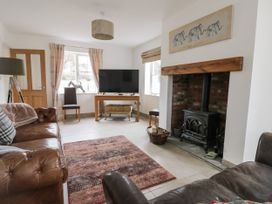 Cherry Tree Cottage - North Yorkshire (incl. Whitby) - 1135709 - thumbnail photo 2