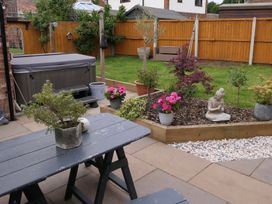 Cherry Tree Cottage - North Yorkshire (incl. Whitby) - 1135709 - thumbnail photo 16