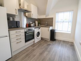 Apartment 4 - North Wales - 1135722 - thumbnail photo 9