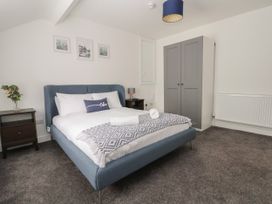 Apartment 4 - North Wales - 1135722 - thumbnail photo 14