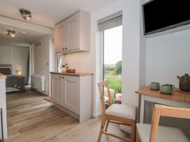 The Cabin - Dorset - 1135950 - thumbnail photo 6