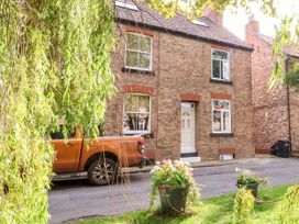 Through the Looking  Glass - North Yorkshire (incl. Whitby) - 1136302 - thumbnail photo 30