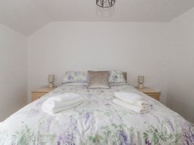 Hazel Cottage - Somerset & Wiltshire - 1136466 - thumbnail photo 10