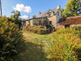 A house with a garden at Penfeidr Newydd in Carningli Common, Newport, Pembrokeshire
