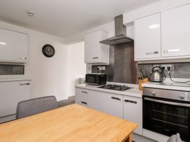 Apartment 1 @52 - North Yorkshire (incl. Whitby) - 1136974 - thumbnail photo 11