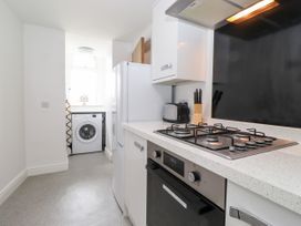 Apartment 2 @52 - North Yorkshire (incl. Whitby) - 1136975 - thumbnail photo 8