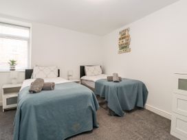 Apartment 2 @52 - North Yorkshire (incl. Whitby) - 1136975 - thumbnail photo 11