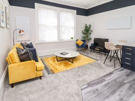 Apartment 4 - Lincolnshire - 1137112 - thumbnail photo 2