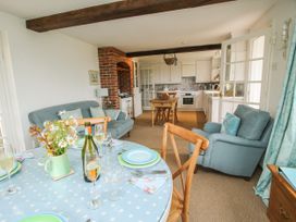 Lower Woodend Cottage - Herefordshire - 1137136 - thumbnail photo 6