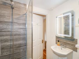 Flat 2, The Maltings -  - 1137190 - thumbnail photo 11