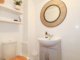 Flat 2, The Maltings -  - 1137190 - thumbnail photo 14