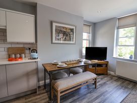 Dotties Apartment - North Yorkshire (incl. Whitby) - 1137628 - thumbnail photo 6