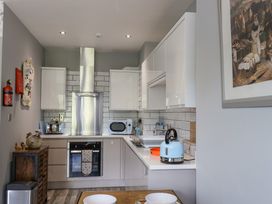 Dotties Apartment - North Yorkshire (incl. Whitby) - 1137628 - thumbnail photo 9