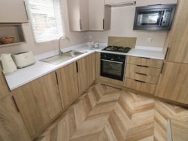 Sandy Bay Retreat - South Wales - 1137899 - thumbnail photo 10