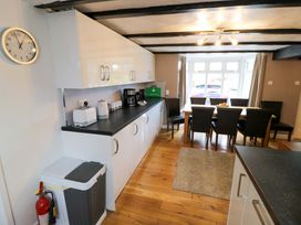 Cosy Cottage in Harvington - Cotswolds - 1137918 - thumbnail photo 11