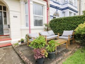 Flat 1, Mona House - North Wales - 1138329 - thumbnail photo 18