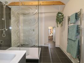 Ouzi's Place -  - 1138441 - thumbnail photo 8