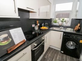 Apartment 2 - North Wales - 1138784 - thumbnail photo 10