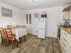 The Bell Apartment - Anglesey - 1139321 - thumbnail photo 16