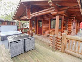 24 Lakeside Drive - Northumberland - 1139335 - thumbnail photo 1