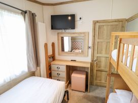 18 Woodlands Retreat - Lincolnshire - 1139556 - thumbnail photo 14