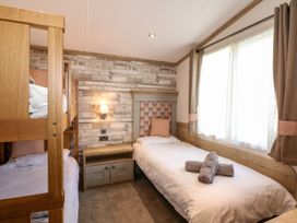 18 Woodlands Retreat - Lincolnshire - 1139556 - thumbnail photo 22