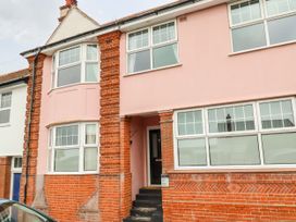 The Pink House - Suffolk & Essex - 1139811 - thumbnail photo 2
