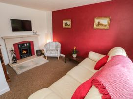 3 Oaks Lodge - Shropshire - 1139824 - thumbnail photo 4
