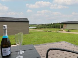 Oak -  - 1139838 - thumbnail photo 13