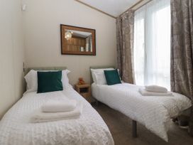 The Rivendale - Kent & Sussex - 1139970 - thumbnail photo 17