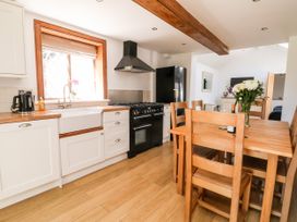 Jasmine Cottage - North Wales - 1140004 - thumbnail photo 12