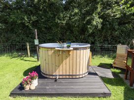 Southdown Luxury Glamping -  - 1140450 - thumbnail photo 13