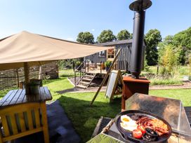 Southdown Luxury Glamping -  - 1140450 - thumbnail photo 16