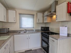 Rosie's Retreat - North Yorkshire (incl. Whitby) - 1140563 - thumbnail photo 8