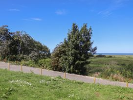 The Stargazer - North Wales - 1140584 - thumbnail photo 14