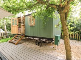 The Happy Hut - Dorset - 1141027 - thumbnail photo 2