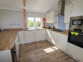 40 Delamere Point - North Wales - 1141584 - thumbnail photo 9