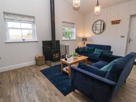 Robins Nest - North Yorkshire (incl. Whitby) - 1141596 - thumbnail photo 4