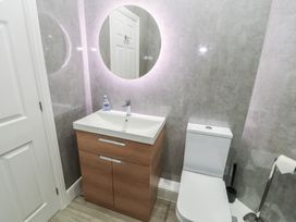 A bathroom with a sink and toilet at Silver How in Ambleside