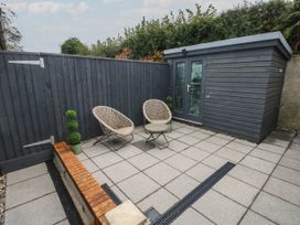 The Annexe - South Wales - 1142028 - thumbnail photo 12