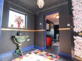 The Funky Flat - North Wales - 1142344 - thumbnail photo 16