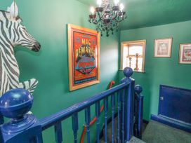The Funky Flat - North Wales - 1142344 - thumbnail photo 24